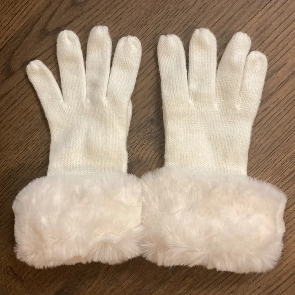 New LC Lauren Conrad Fur Cuffed Knit Gloves - Picture 5 of 5